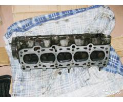 Головка блока на Audi 100 (034103373 )