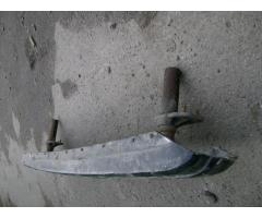 Усилитель заднего бампера 441807305C
