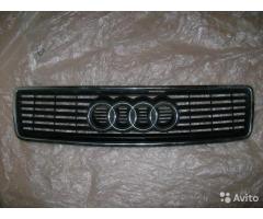 Решётка радиатора на Audi 100 ( 4A0 853 651)